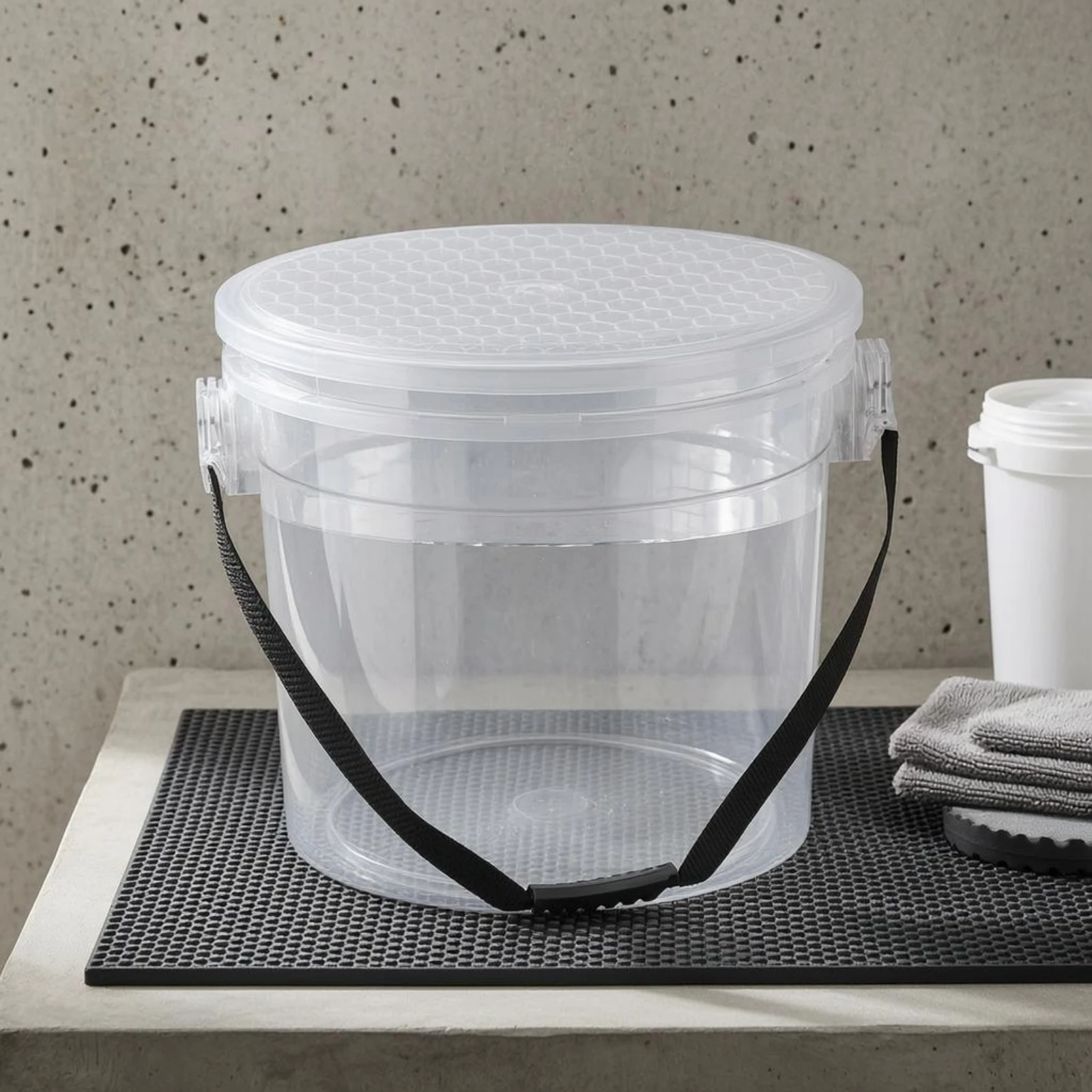 Car Wash Pail Lightweight Lidded Pail Cleaning Supplies Multiuse Easy to Store