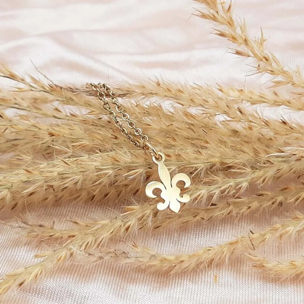 Fleur De Lis Necklace Stainless Steel Pendant Flower Lily Saint Nicholas Lotus Catholic French Royalty Necklace Women Jewelry