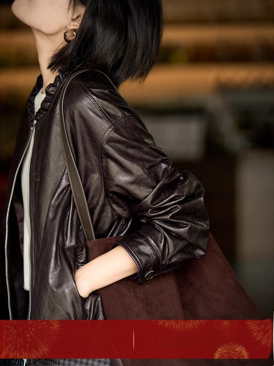 짧은 오일 왁스 가죽 코트 여성 스타일 블랙 버섯 칼라 플로럴 버드 디자인 가을 신상품 방풍 데일리룩