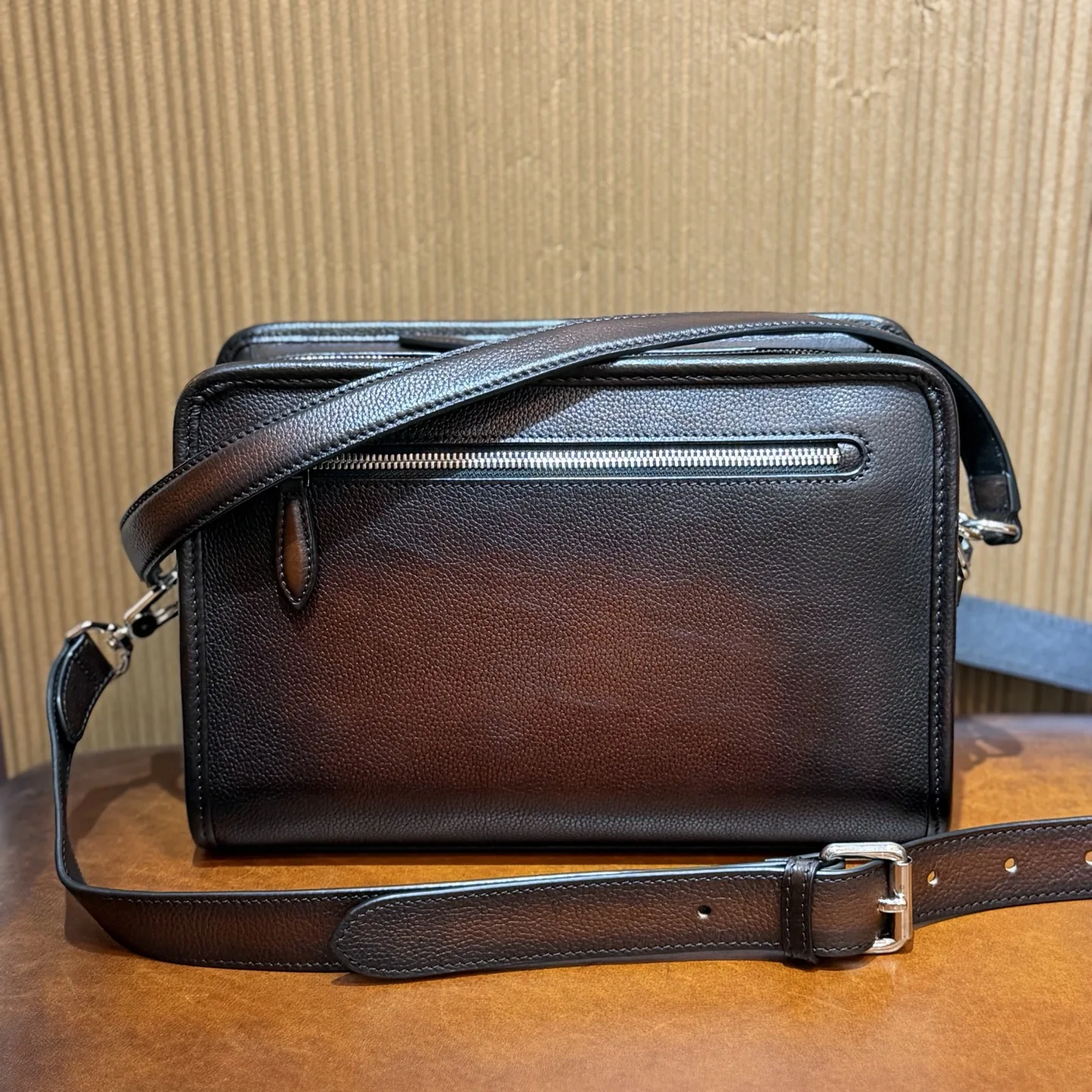 DIMY 2026 new original genuine leather men's shoulder crossbody bag cowhide simple commuting casual high-end backpack