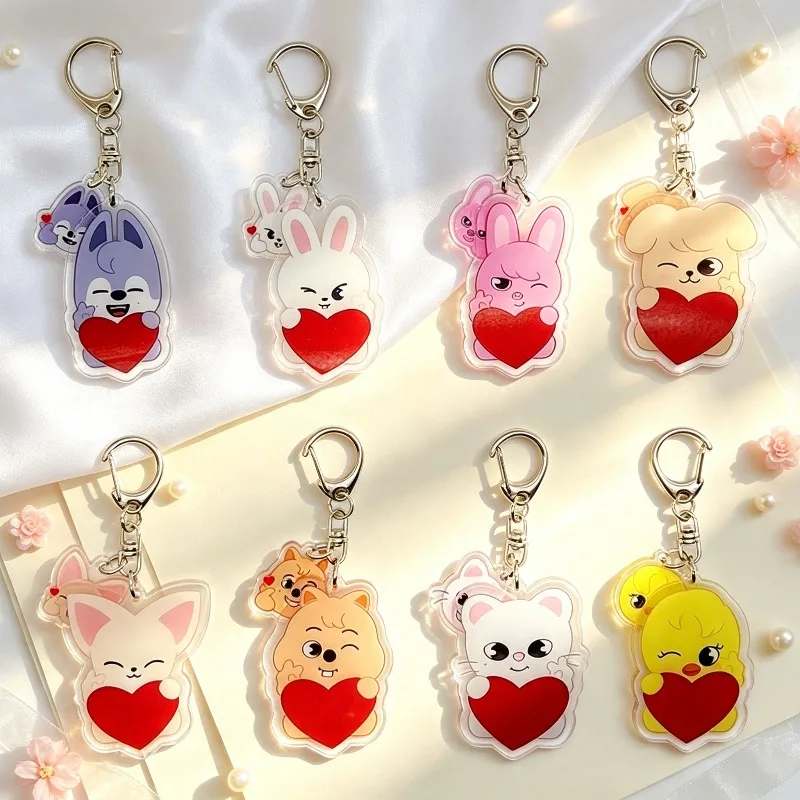 8 Stück/Set KPOP Acryl-Schlüsselanhänger Zubehör Niedliche Taschenanhänger für Fans Geschenke Großhandel – Detail 5