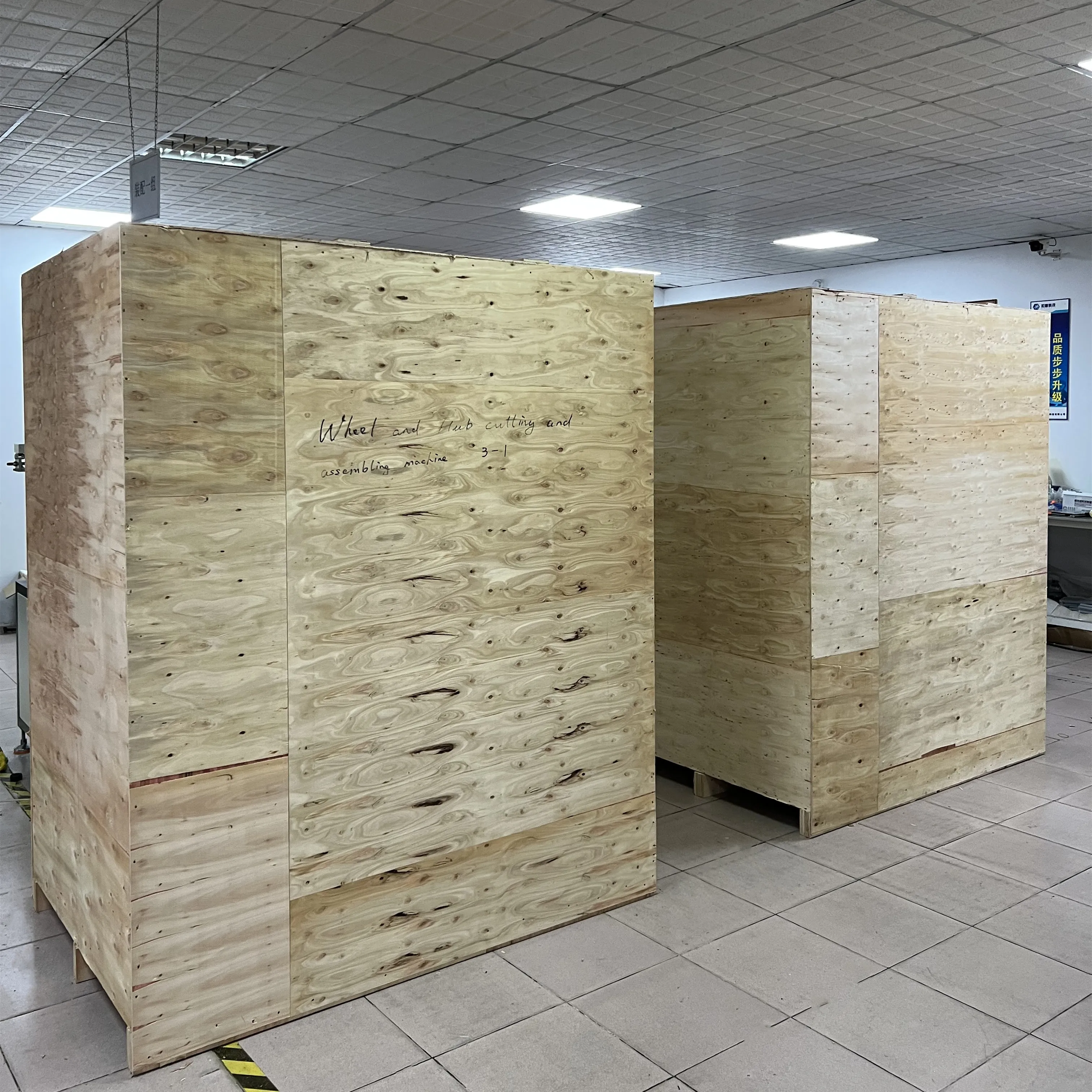 Macchina automatica per il montaggio del coperchio in plastica Macchinari automatici