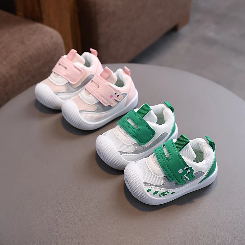 Sepatu bayi Super lembut untuk bayi, sepatu bayi gaya baru musim semi dan musim gugur untuk balita dengan sol lembut dan fungsi bernapas