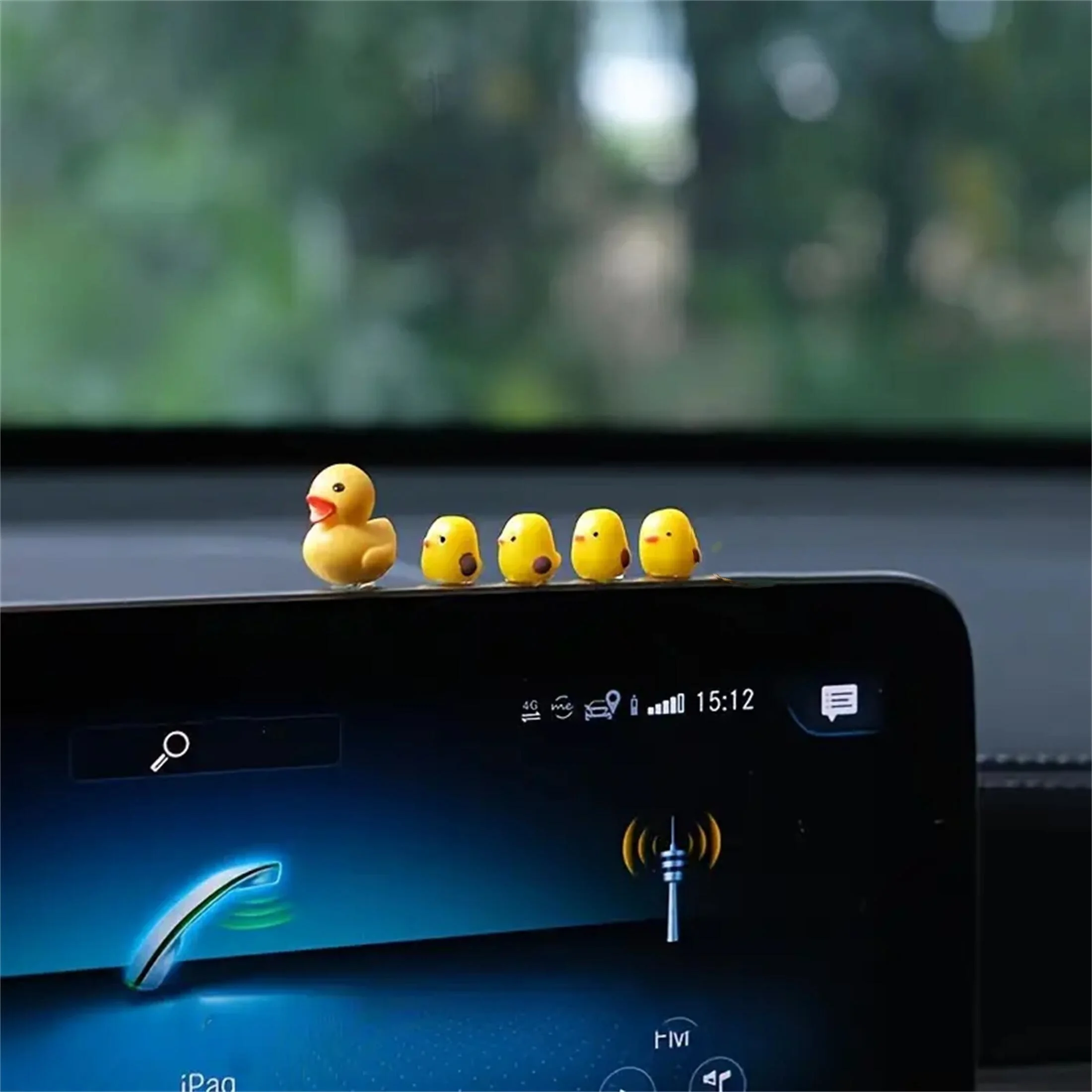 5Pcs Cute Duckling Ornament Set, Mini Duck Figurine Decor for DIY Crafts Home Party Table Display & Gift Decoration