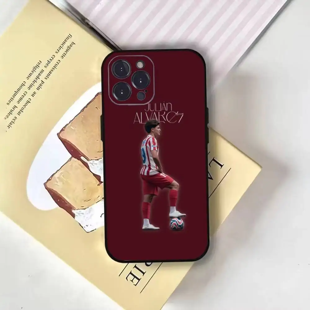 حافظة هاتف جوليان ألفاريز لكرة القدم لهاتف آيفون 16، 15، 14، 13، 12، 11 بلس، برو ماكس، XS، X، XR، SE، Mini، 8، 7، غطاء أسود ناعم #2