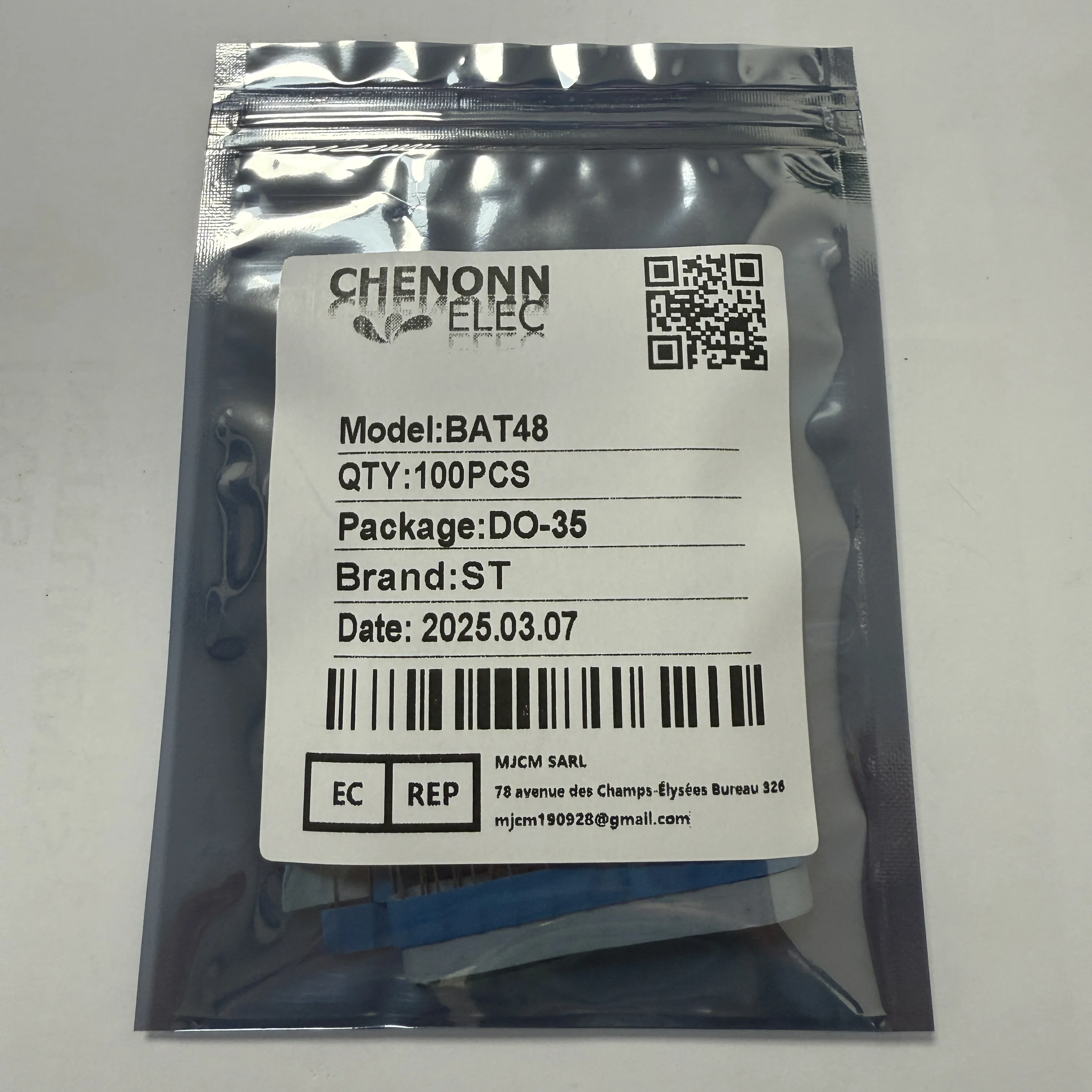 100 PZ/LOTTO BAT48 (Diodi Schottky)