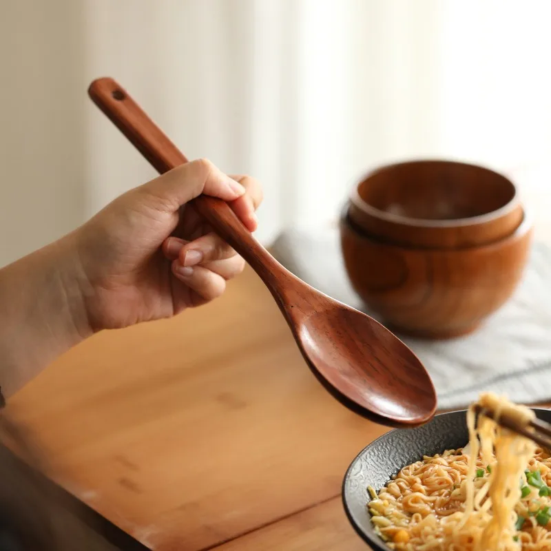 Cuchara de cocina duradera de madera con mango largo para una preparación de comidas sin esfuerzo, adecuada para restaurante Eid Al-Adha Mubarak