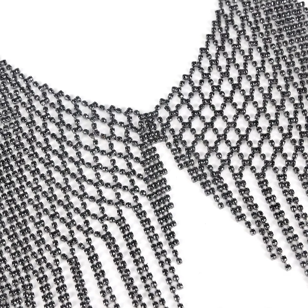 

Sparkling Rhinestone Chest Chain Luxury Mesh Hollow Body Chain Jewelry Charm Fashion Tassel Bra Chain for Crop Top for Nightclub