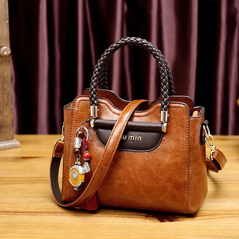 

Bag 2023 New Fashion Handbag Large Capacity Shell Bag Simple Contrast Shoulder Crossbody Bag