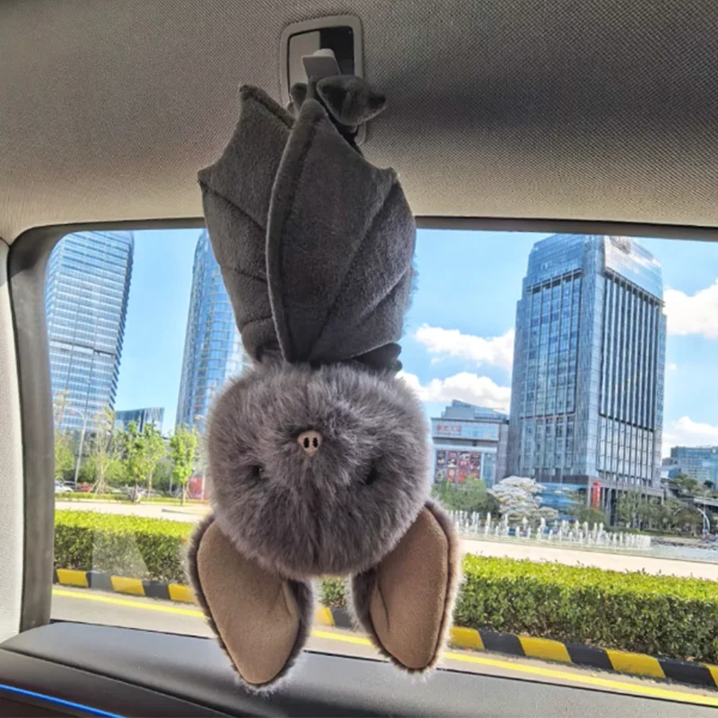 Schattig en eigenzinnig vleermuis varken pop leuk knuffel auto hangend ornament auto knuffel decoratie verzamelcadeau nu beschikbaar