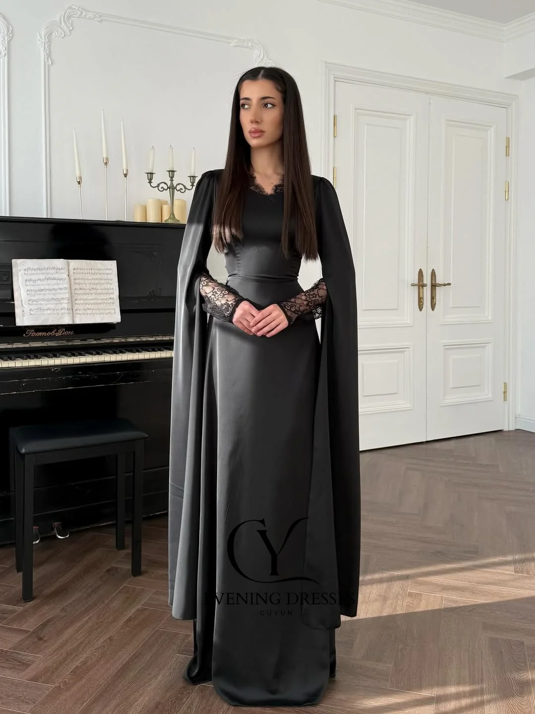 CUYUN Czarna Elegancka Suknia Wieczorowa Damska z Personalizowanymi Rękawami typu Peleryna, Satynowa Długa Sukienka na Bal Maturalny, Sukienki na Imprezy Półformalne, Sukienki na Przyjęcia Weselne