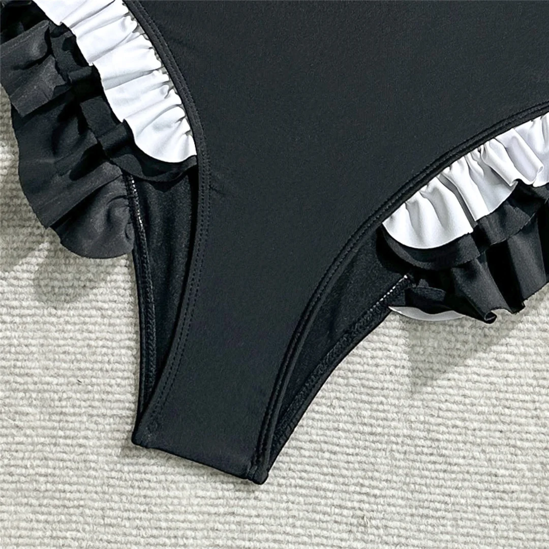 Rüschenbesetzter, einteiliger Badeanzug mit Raffungen, Damen-Badebekleidung, Monokini, hoher Beinausschnitt, gepolsterter Badeanzug, Badebekleidung, Modell V7414. – Detail 11