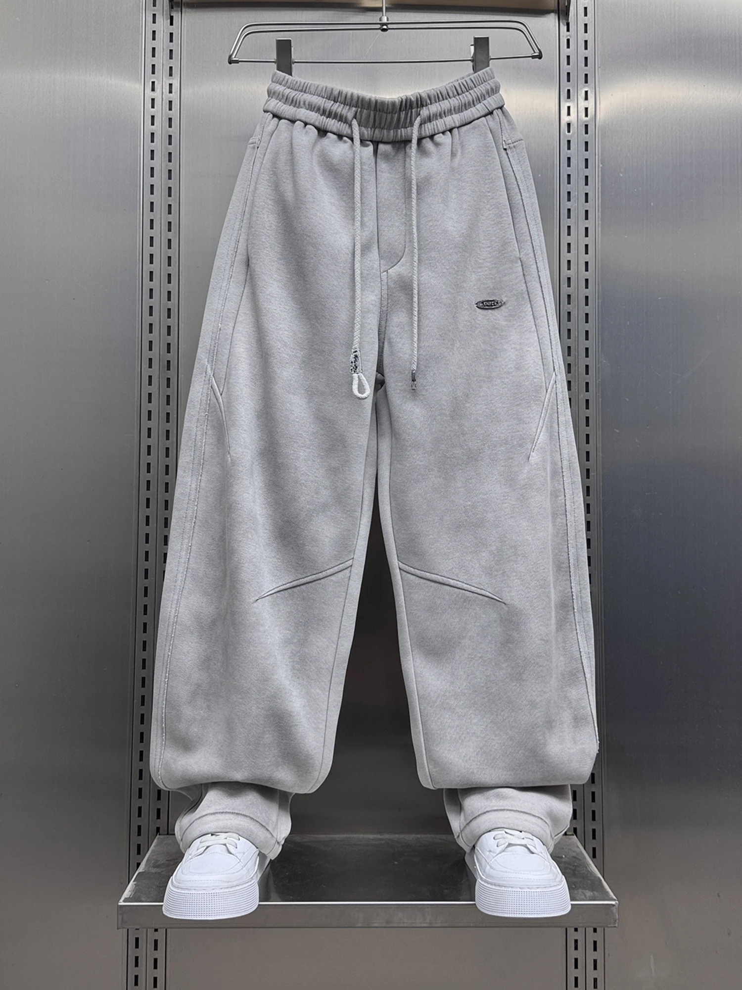 

Свободные повседневные мужские спортивные брюки в американском стиле, широкие, осенне-зимние, новая модная коллекция, брюки-бананы, прямые джинсы