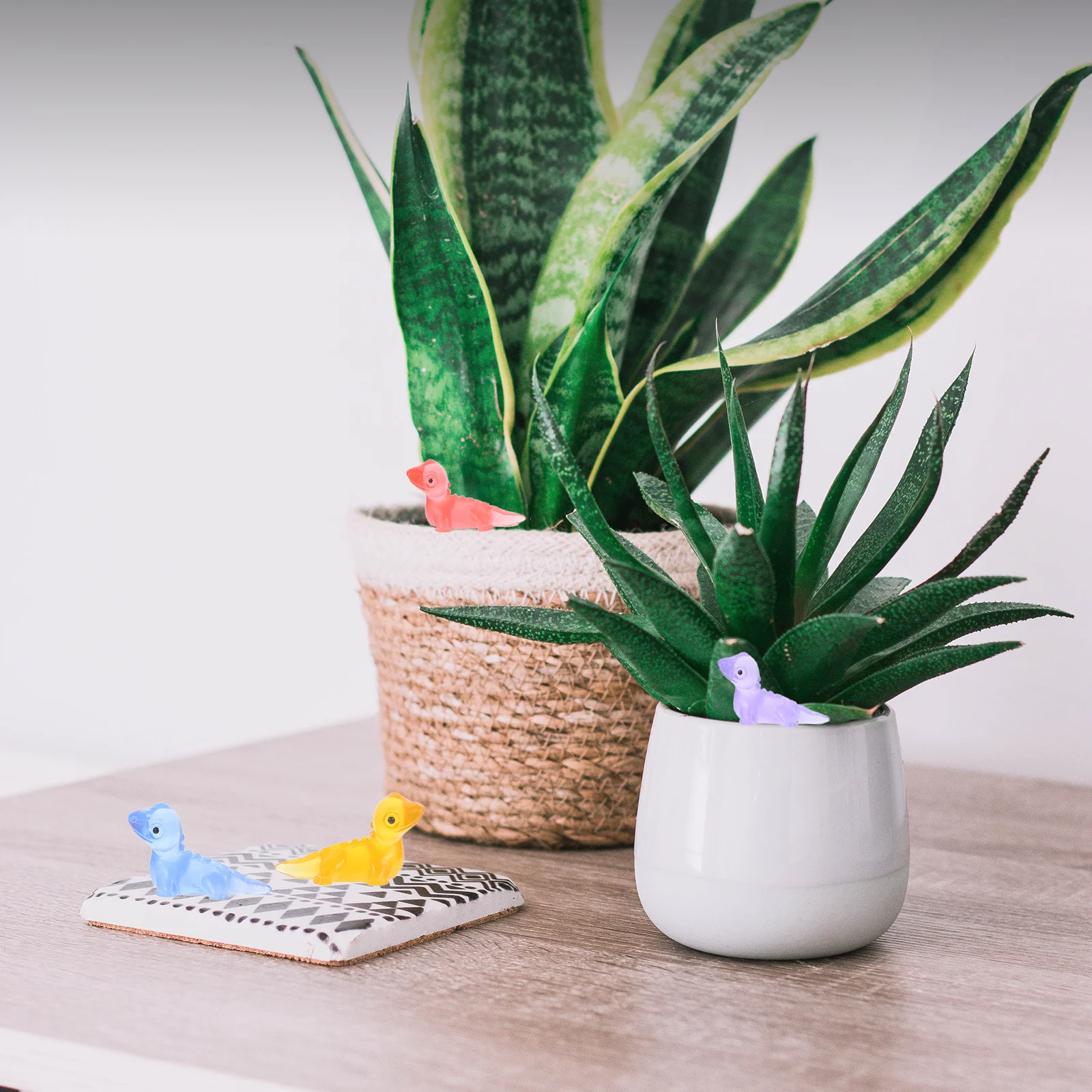 36 قطعة متوهجة في الظلام سحلية صغيرة الراتنج الحرفية ديكور خفيف الوزن لحديقة السيارة مكتب المنزل مكتب المشهد ديكو