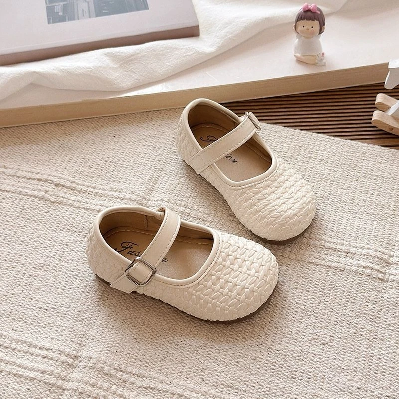 Girls Retro Soft Sole Lightweight Leather Shoes Spring Autumn 2026 Fashion Daily Wear Kids Flat Footwear