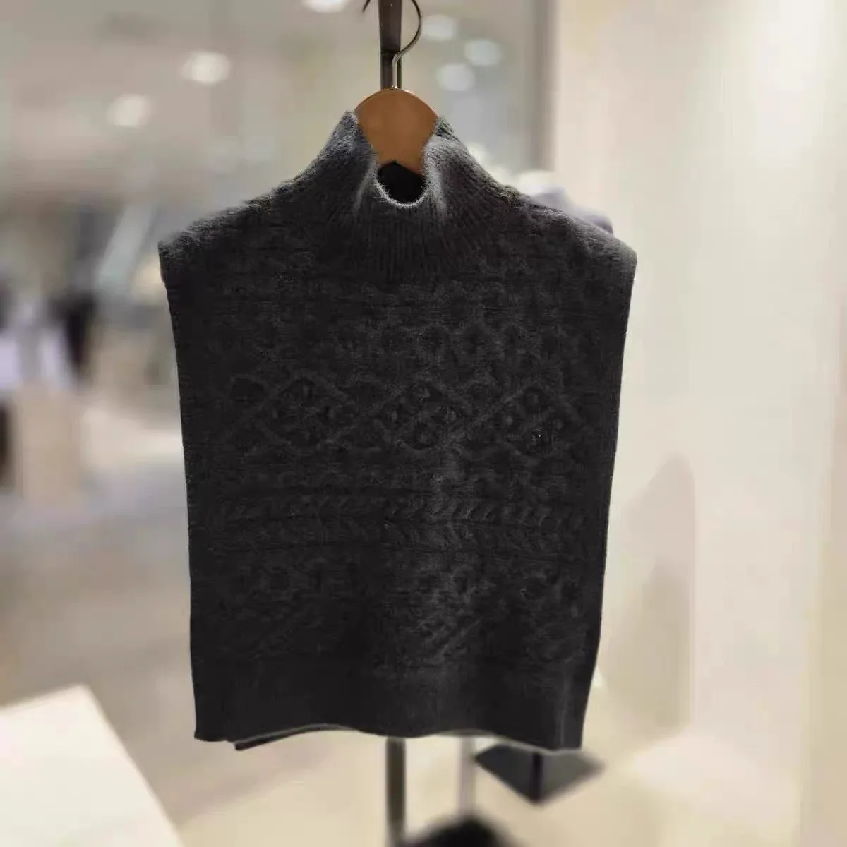 

NingYao MIC26 Spring Faion Knitted High Collar Wool Vest Elaborate Twisted Side Button Women's Slim Fit Faion Commute Sle