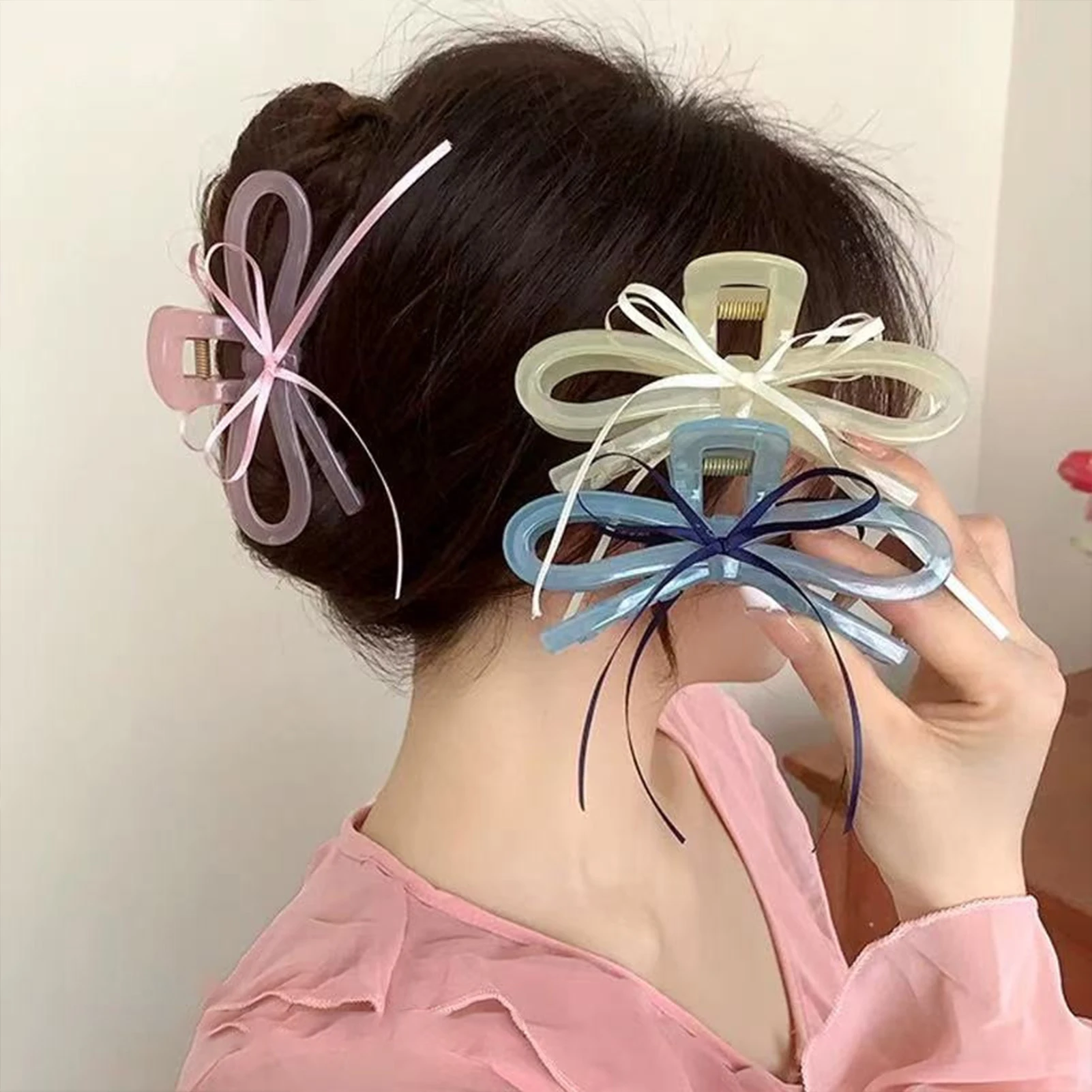 Рисунок 2 - Летние заколки для волос в виде краба для женщин