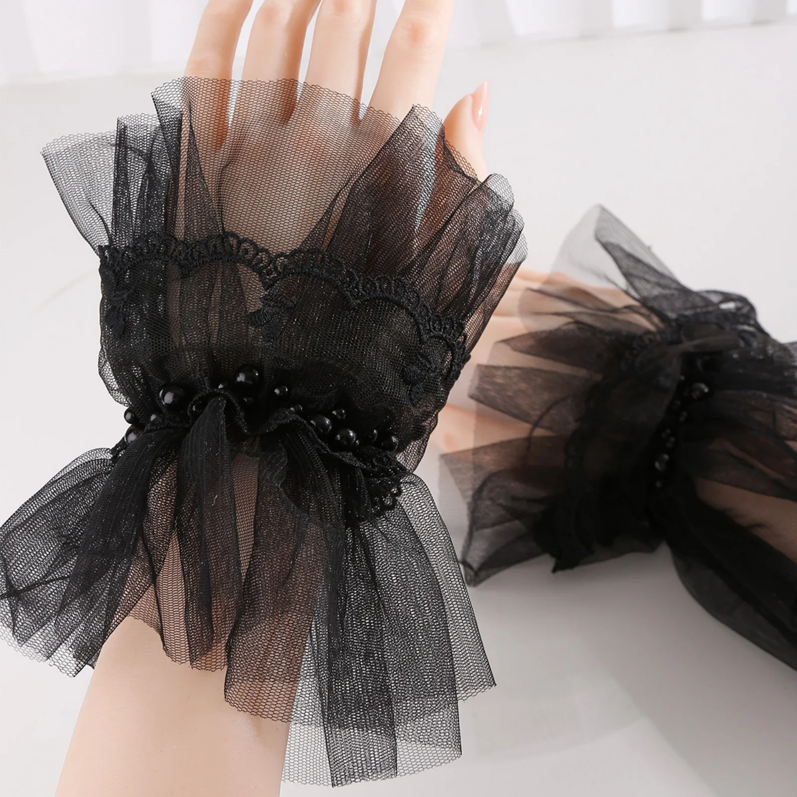 2PCS Elegant and dreamy lace short wedding gloves with tulle and pearls,short lace-trimmed gloves sleeves for Valentine's DAY