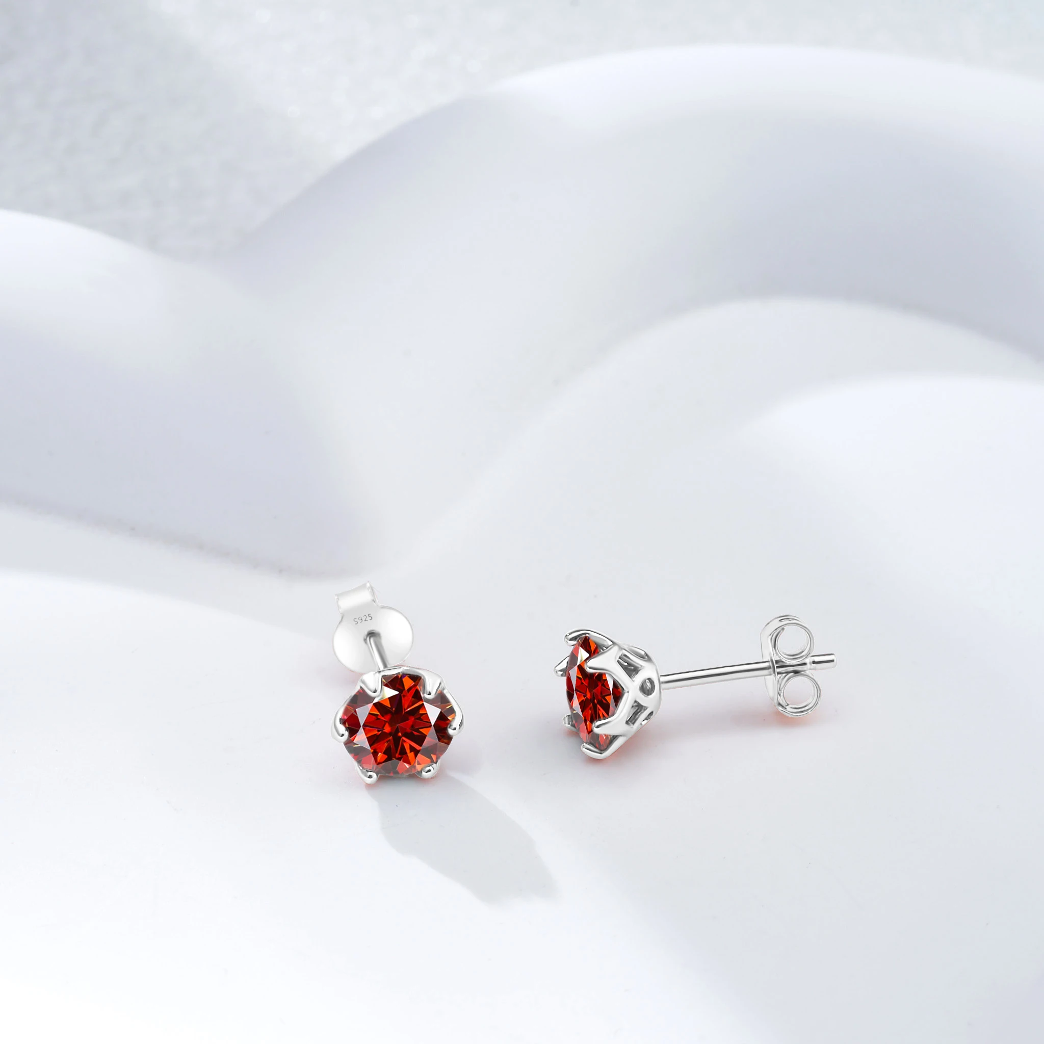 0.5-2CT 925 Sterling Silver Sparkling Moissanite Stud Earrings for Charm Lady Pass Diamond Test Classic Gift for Her