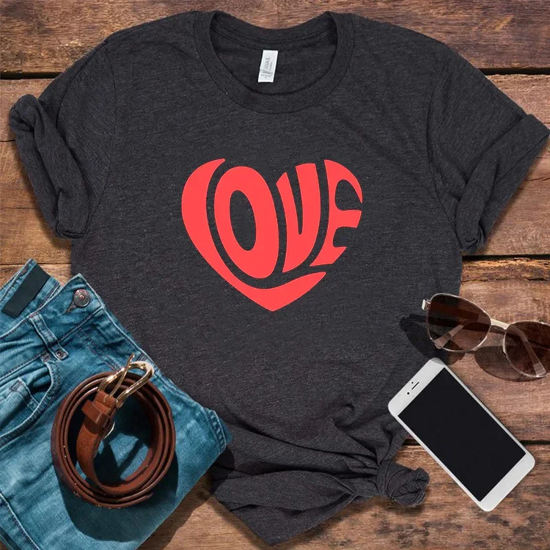 

Retro Love Heart T-Shirt Valentine's Day Shirt Aesthetic Women Clothing Red Love Heart T-Shirt Vintage M