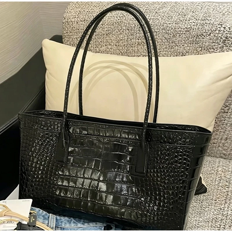 Luxuriöse Ledertasche mit Krokodilmuster, Vintage-Grüne Handtasche mit Großer Kapazität, Magnetverschluss-Clutch Elegante Alltags- und Pendler-Geldbörse – Detail 21