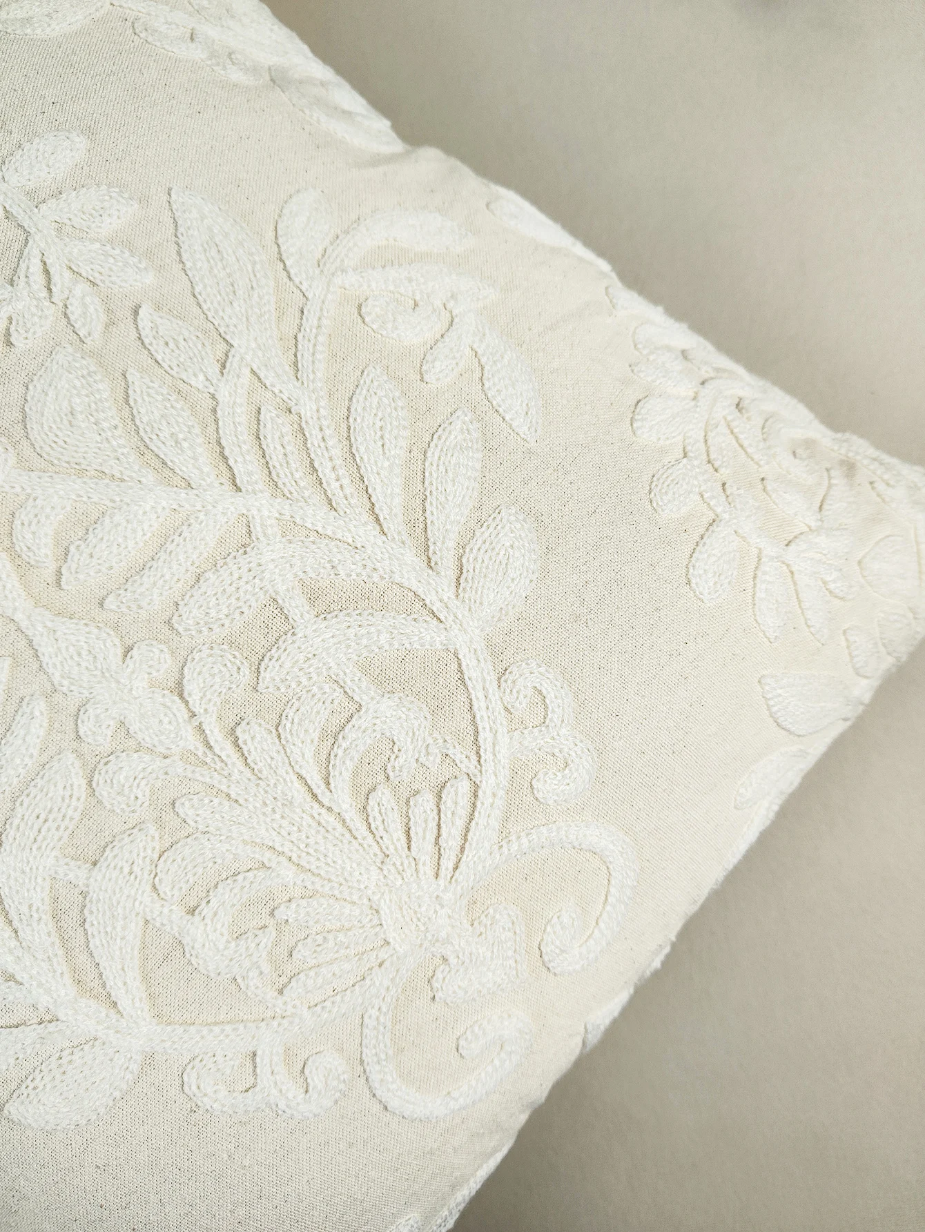1PC Embroidered Pillowcase Sofa Cushion Cover Bedroom Home Decorations Exquisite Stitching Design No Pillow Included