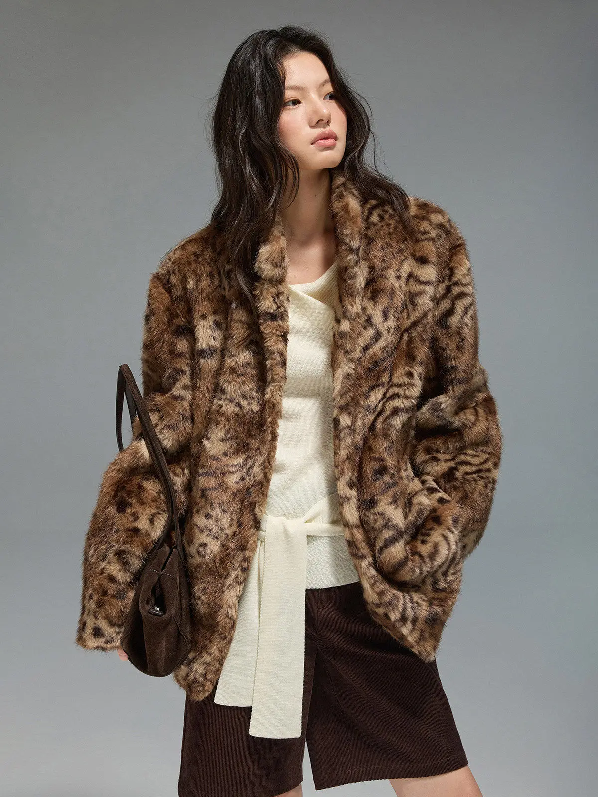 

JUSLIN Vintage Style Stand Collar Long Sleeve Faux Fur Coat Tiger Patterned Loose Fit Mid-Length Women's Winter Outerwear