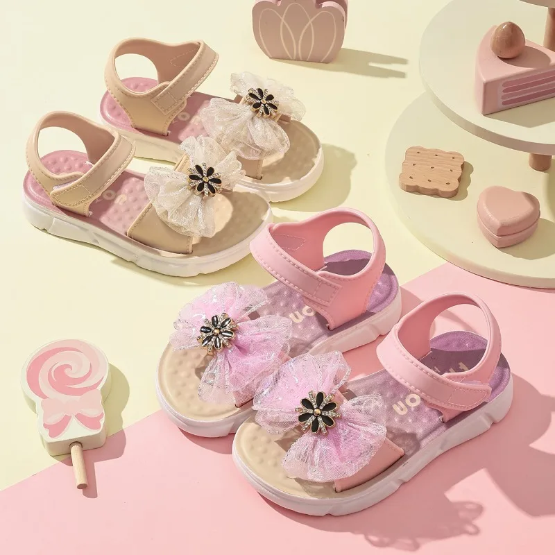 

2026 Spring Summer New Girls' Open toed Sandals Soft Bottom Comfortable Open toed Sandals Anti slip Bow Flat Beach Shoes