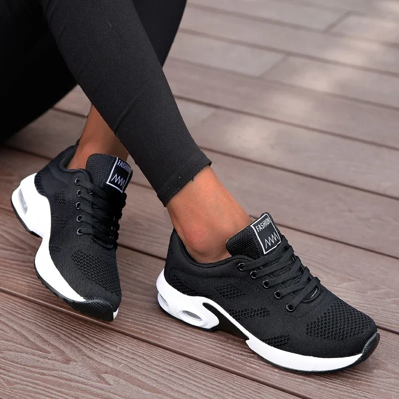 Baskets de course légères pour femmes, chaussures de sport en plein air, maille respirante, chaussures de course confortables, coussin d\'air à