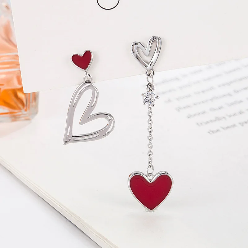 Pendientes asimétricos con borla larga para mujer, aretes con diseño de corazón de amor, estilo coreano, exquisito regalo