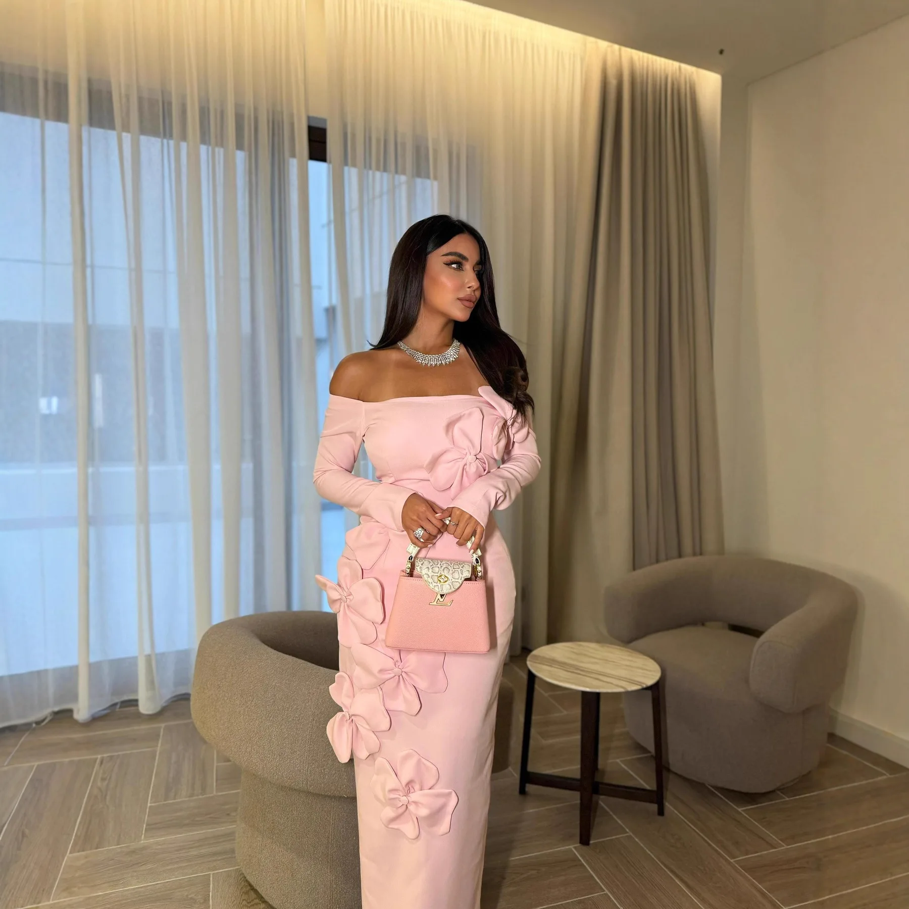 Primavera Verano sin tirantes nuevas mujeres elegante Sexy ceñido al cuerpo tridimensional flor fuera del hombro vestido de manga larga