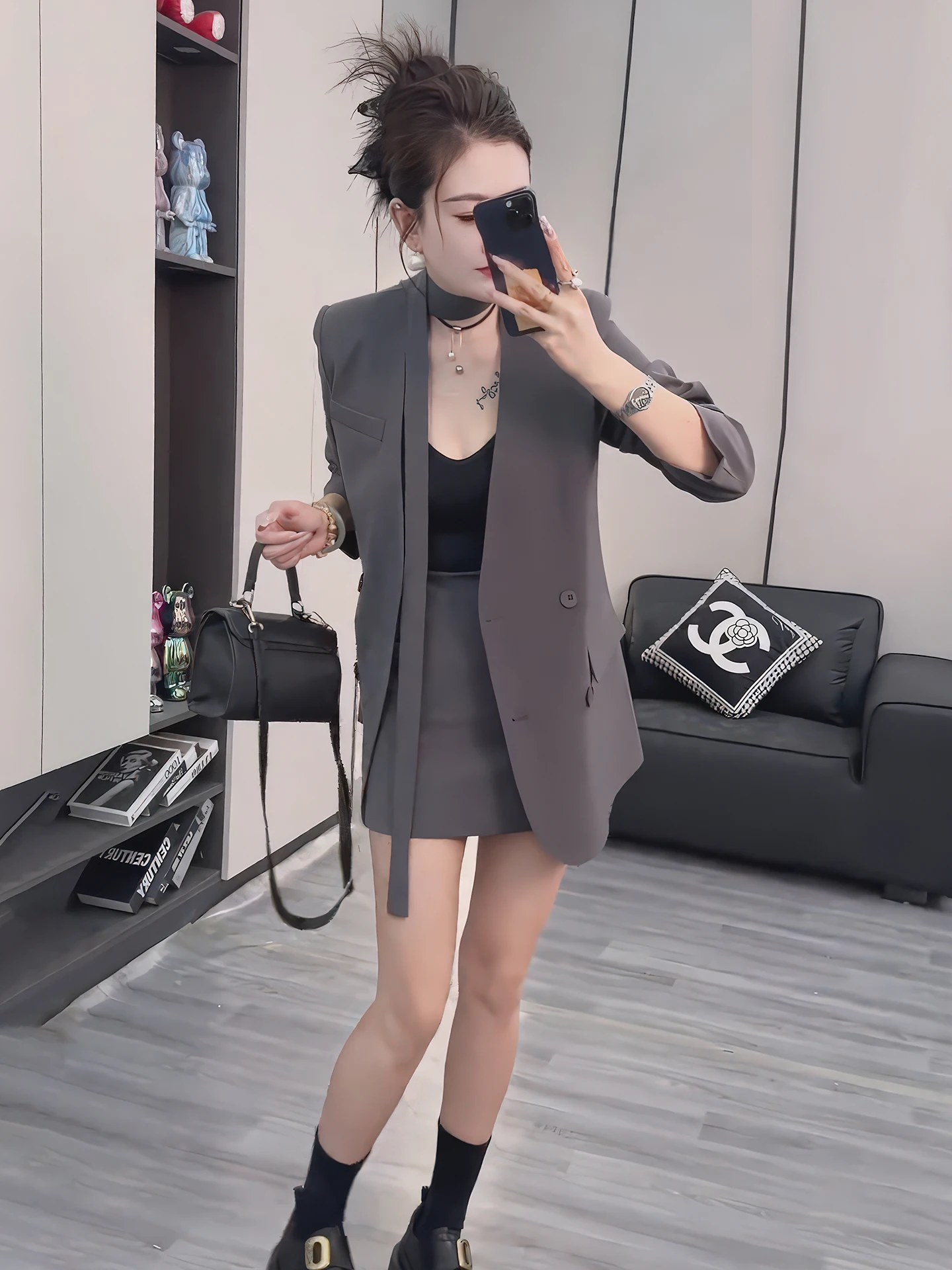 

Женский костюм Ele: комплект из двух предметов с юбкой, новинка весенней коллекции, модный повседневный наряд для работы