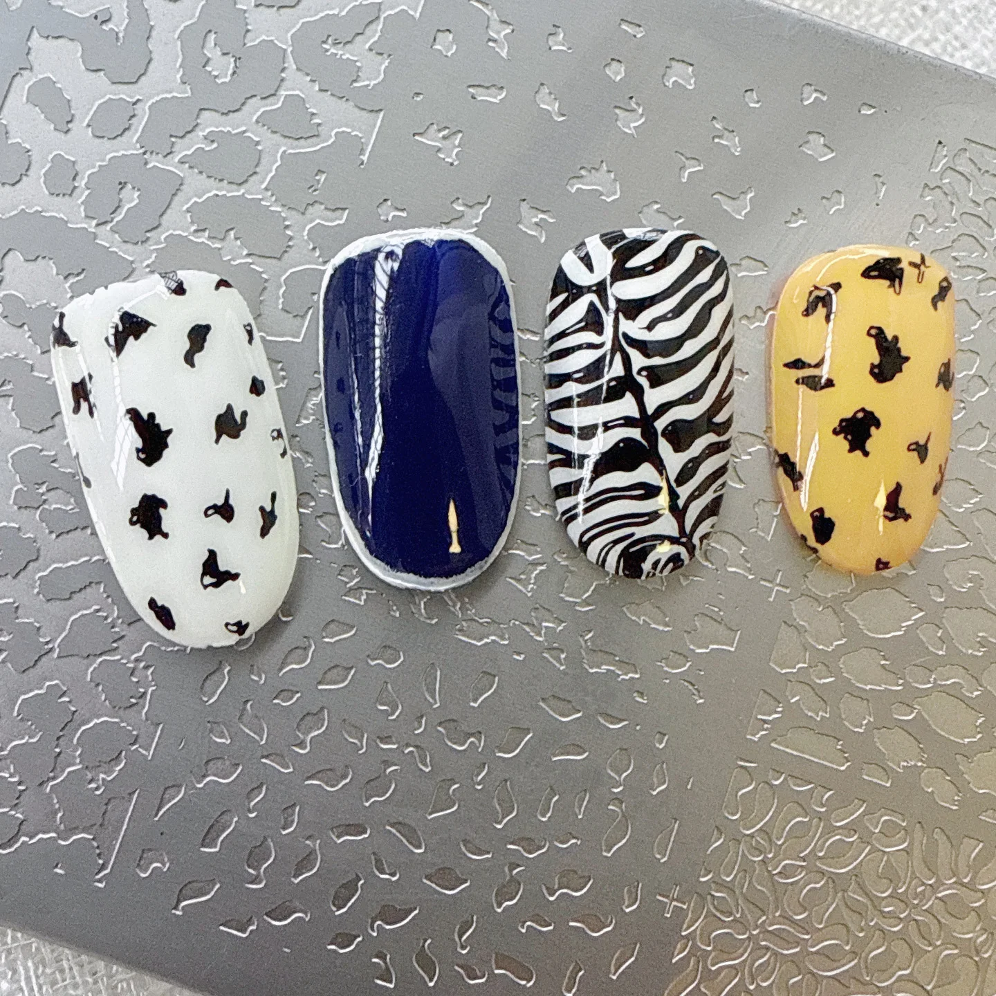 XMQ NAIL ART STAMPING PLATES LEOPARD PRINT TEMPLATES NUMBAL IMAGEPLATES