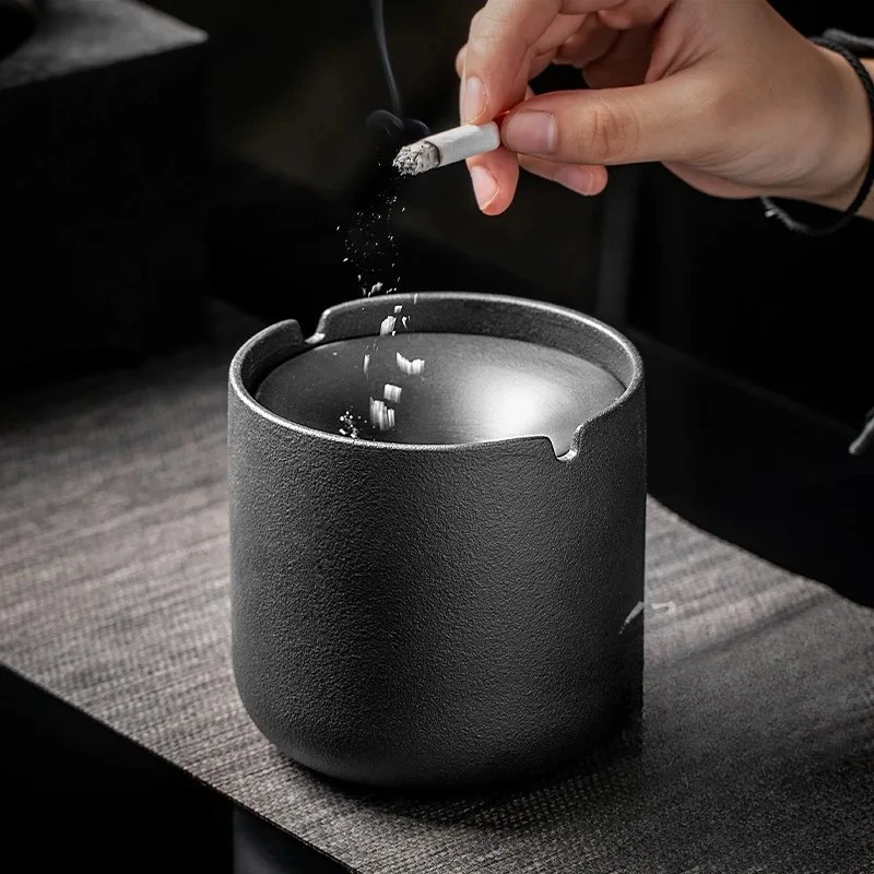 

Cover ashtray, e-sports room creative personality, trendy home living room office anti-fly ash