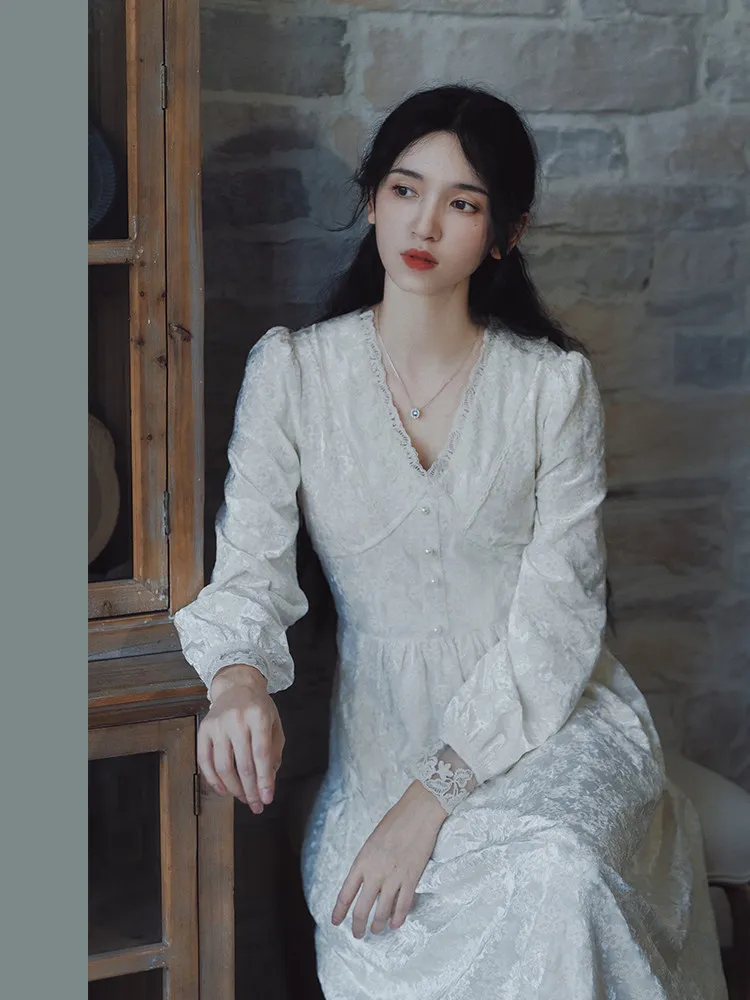 티이하일리 봄 가을 여성 벨벳 레이스 패치워크 드레스 긴팔 롱 미디 기장 여성용 S-L 빈티지 하이웨이스트 2026 V넥