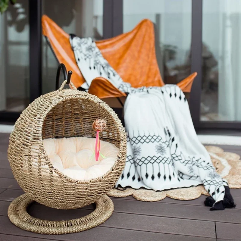 

tt Hand-Woven Cat Hammock, Semi-closed Basket Bed with Plush Mat, Cute Hanging Pet House,