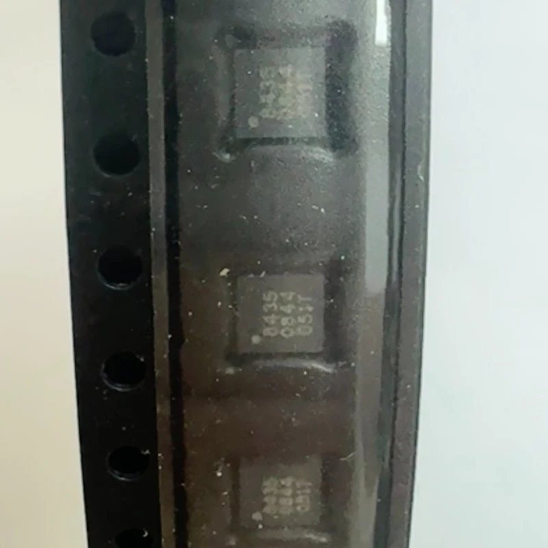 UC120648D101DP 5pcs | High-Speed Digital Isolator | Quad Channel, 100 Mbps, 1.0Vrms Isolation, SOIC-16 Package