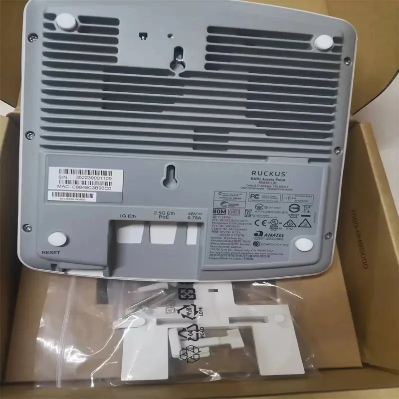 Точка доступа Ruckus Zoneflex R650 AP 901-R650-WW00