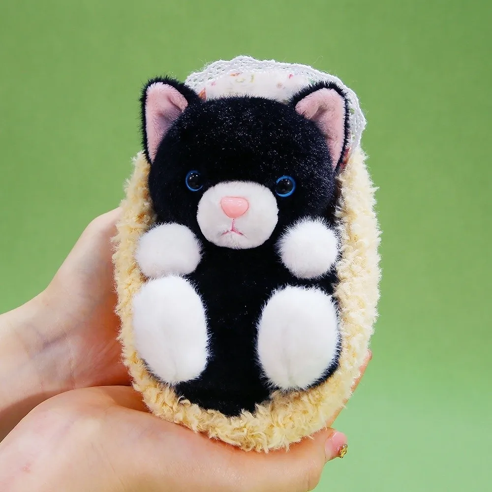 クリエイティブな寝かしつけ用バスケット、黒猫のぬいぐるみ、ふわふわした猫のぬいぐるみ、ふわふわした猫の置物、家の装飾