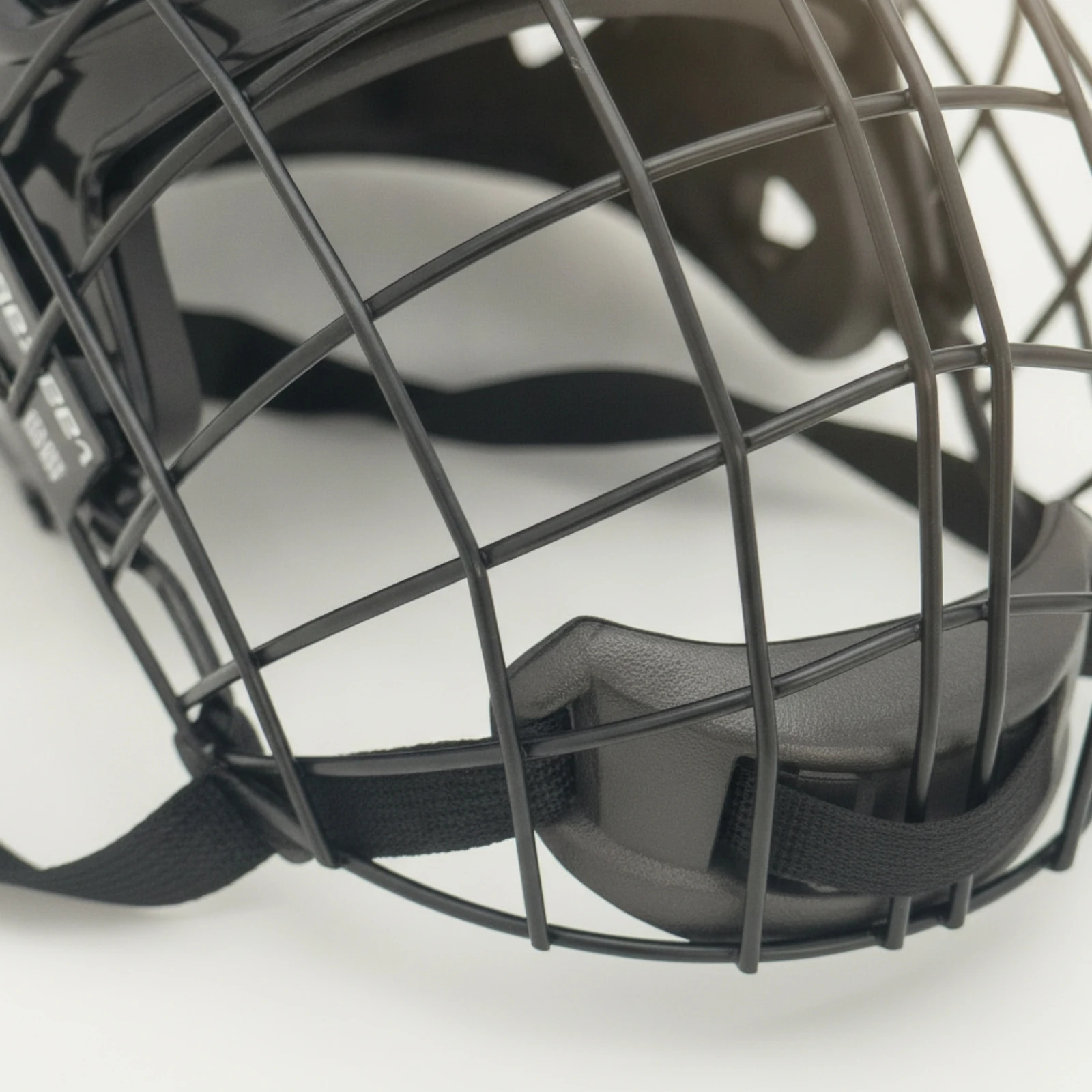 Hockey Helmet Cage with Chin Cup Safety Hockey Helmet Cage Lightweight High-Impact