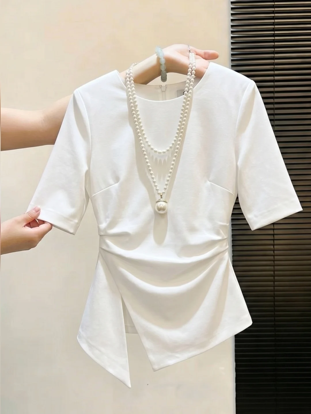

Summer Soft Comfortable Short Sleeve Women's T-Shirt Slimming Pure Color Versatile Slit Design Korean Style Commute Silk Top