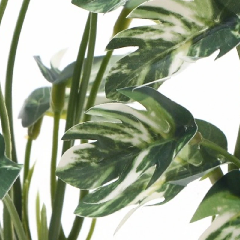 Pianta in plastica artistica con foglie Monstera variegate bianche per decorazione ambiente delle case delle bambole