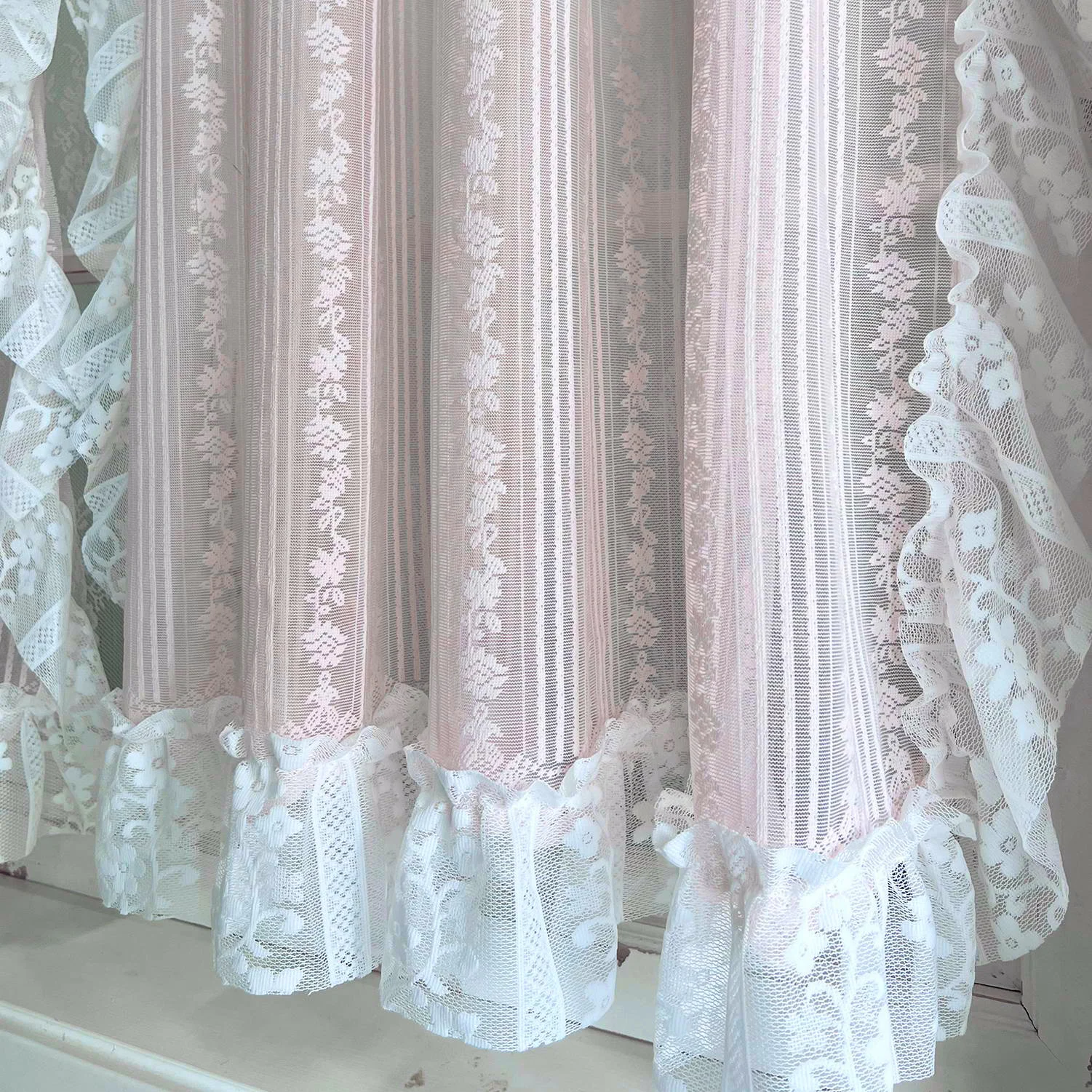 Romantic Ruffles Lace Barry Curtains Pastoral Floral Sheer Curtains for Cafe, Girls Room, Bedroom Decoration