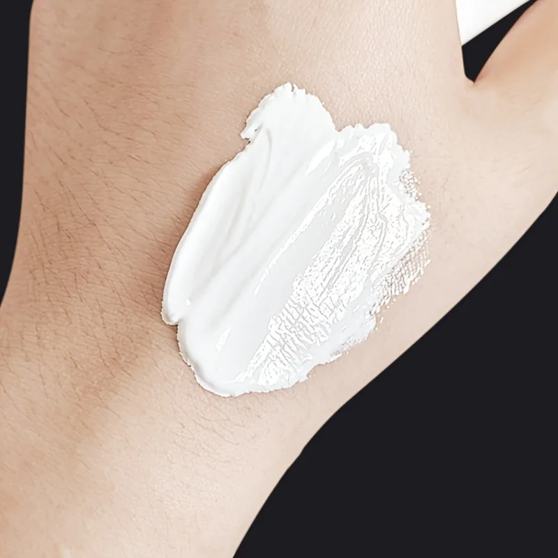 ホワイトファンデーションブレンドリキッドトナーリキッドファンデーションブレンドピュアホワイトブライトニングコスプレマルディグラカーニバルフェイスペイント