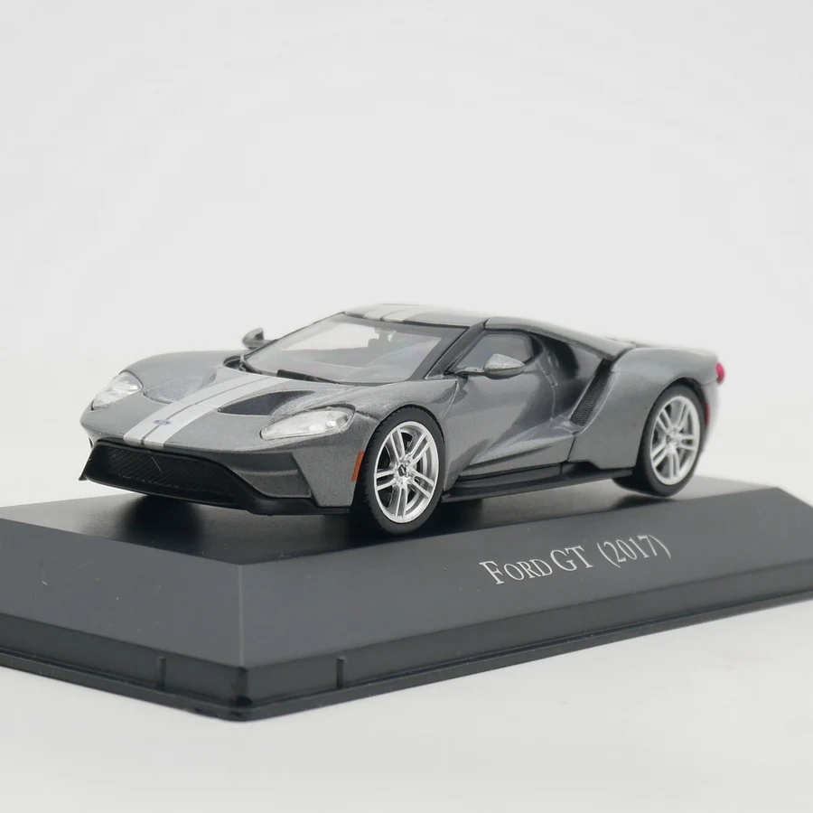 

Toy Vehicle Collection Ixo 1:43 Ford GT 2017 Diecast Car Model