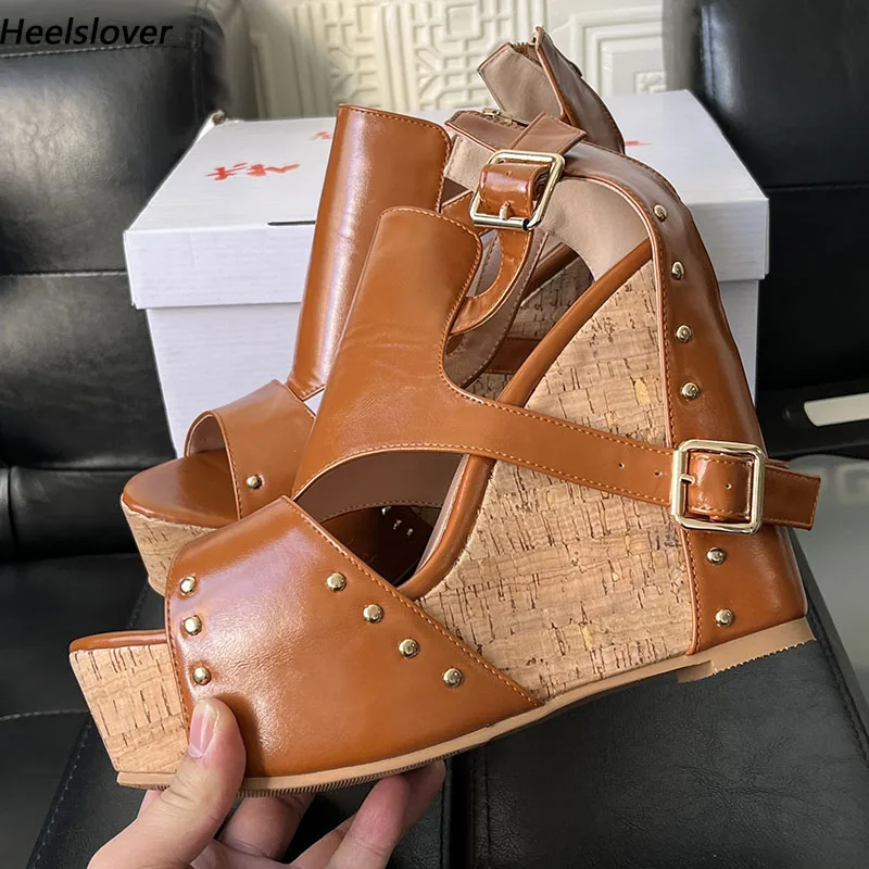 

Ahhlsion/женские летние сандалии ручной работы на танкетке с открытым носком, красивые коричнево-красные вечерние туфли цвета фуксии, женские размеры США 5-20