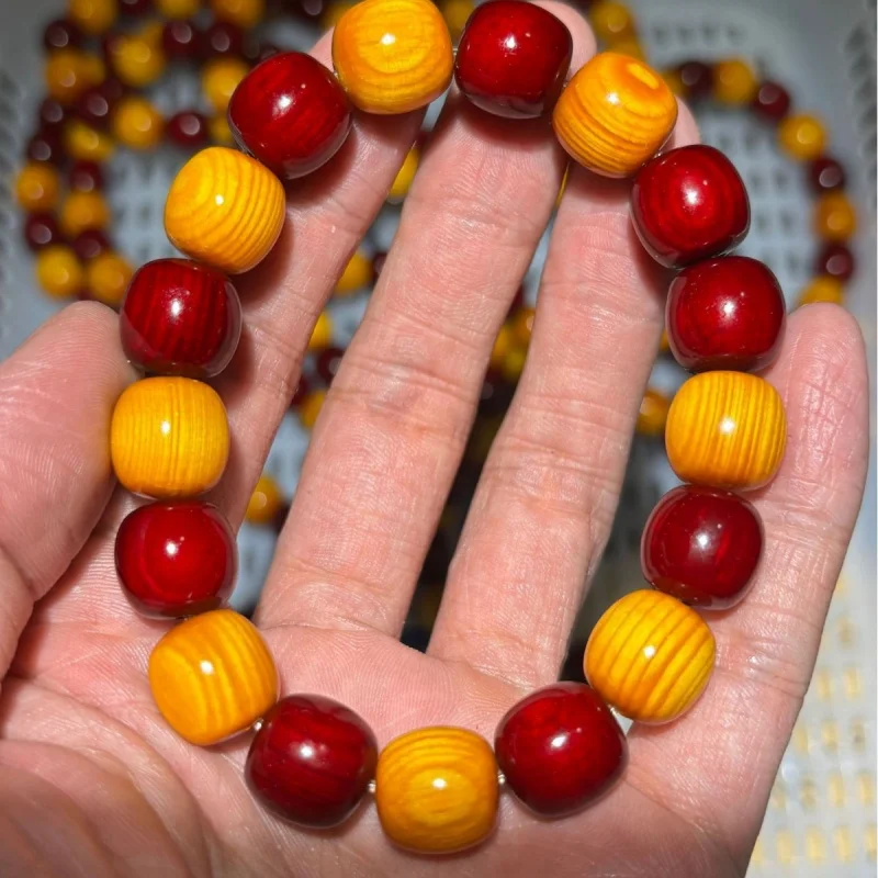 Amber wood bracelet with barrel beads, Northeast Changbai Mountain agarwood, fully translucent pine seeds, light-transmitting br