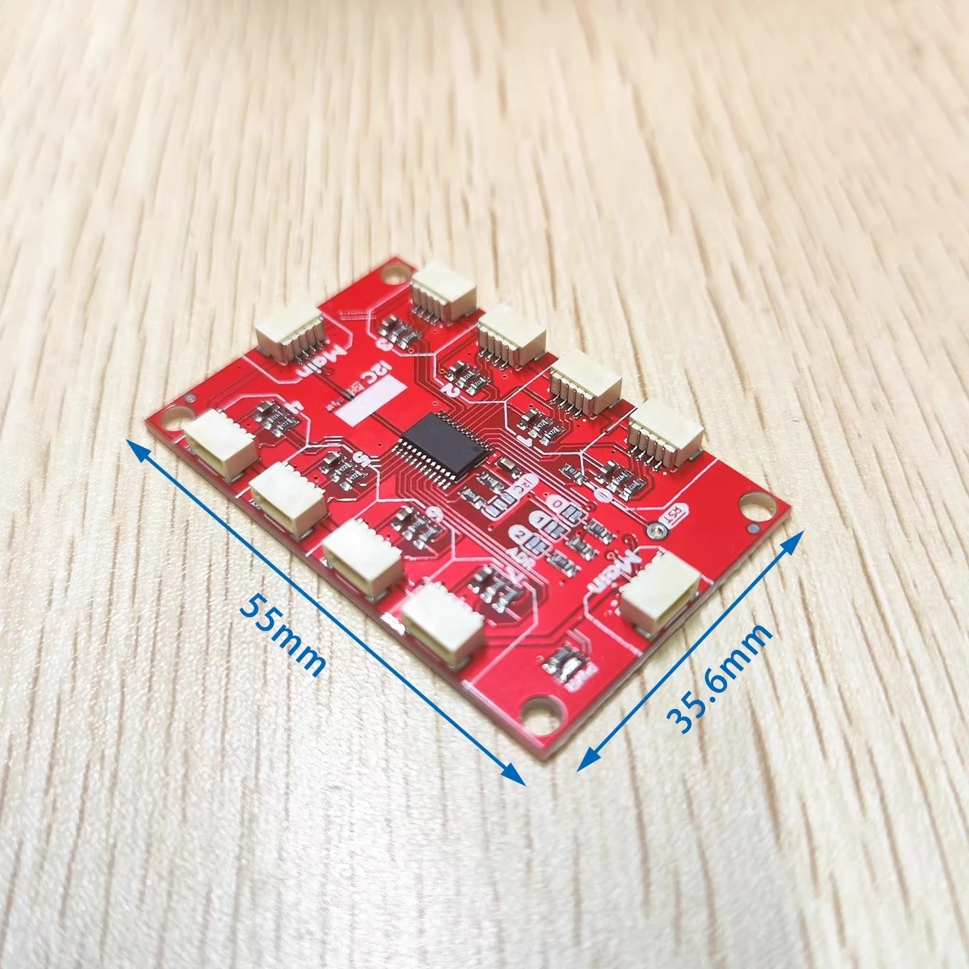 

Многоканальная плата расширения Qwiic Mux Breakout-8 с 8-канальным I2C-модулем TCA9548A