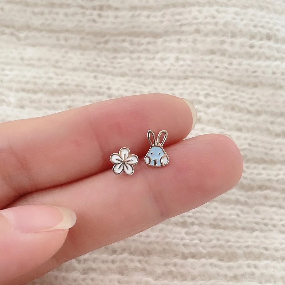 

CCFJOYAS 925 Sterling Silver DIY Rabbit and Flower Stud Earrings for Girl Simple INS Japanese Style Small Cute Earrings
