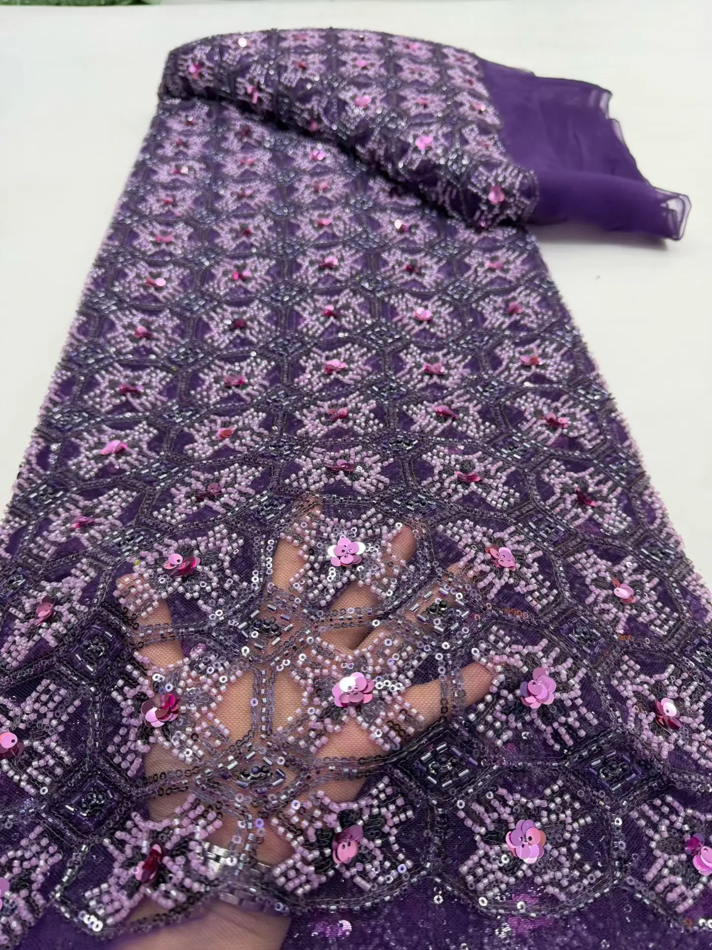 

2026 Nigerian Sequins Tulle Lace Fabric High-Quality Embroidery African Net Cloth for Prom Dresses Beads 5 Yards DP509